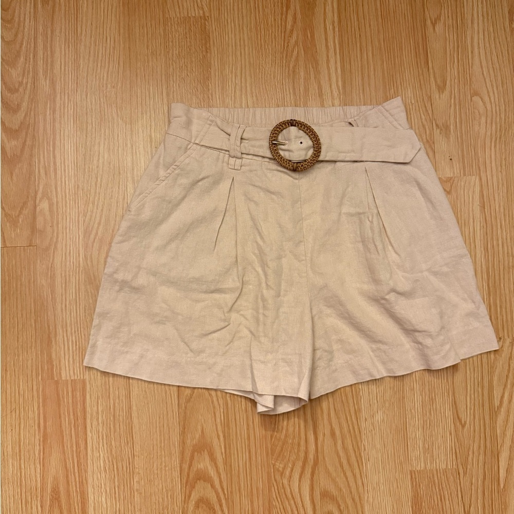 Sigrid Olsen Women's Cream Tan Belted Shorts Size 6 - Picture 2 of 5